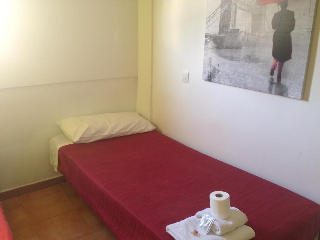 Albergue Juvenil New Age Hostel ปัลมาเดมายอร์กา ห้อง รูปภาพ